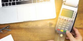 8 Tips for Handling Payments