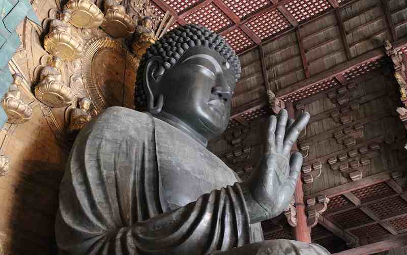 Great Buddha in Todai ji temple