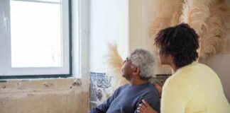 Choosing the Right In-Home Care Expert: Qualities to Look For