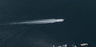 7 Top Signs Your Boat Needs Immediate Marine Repair